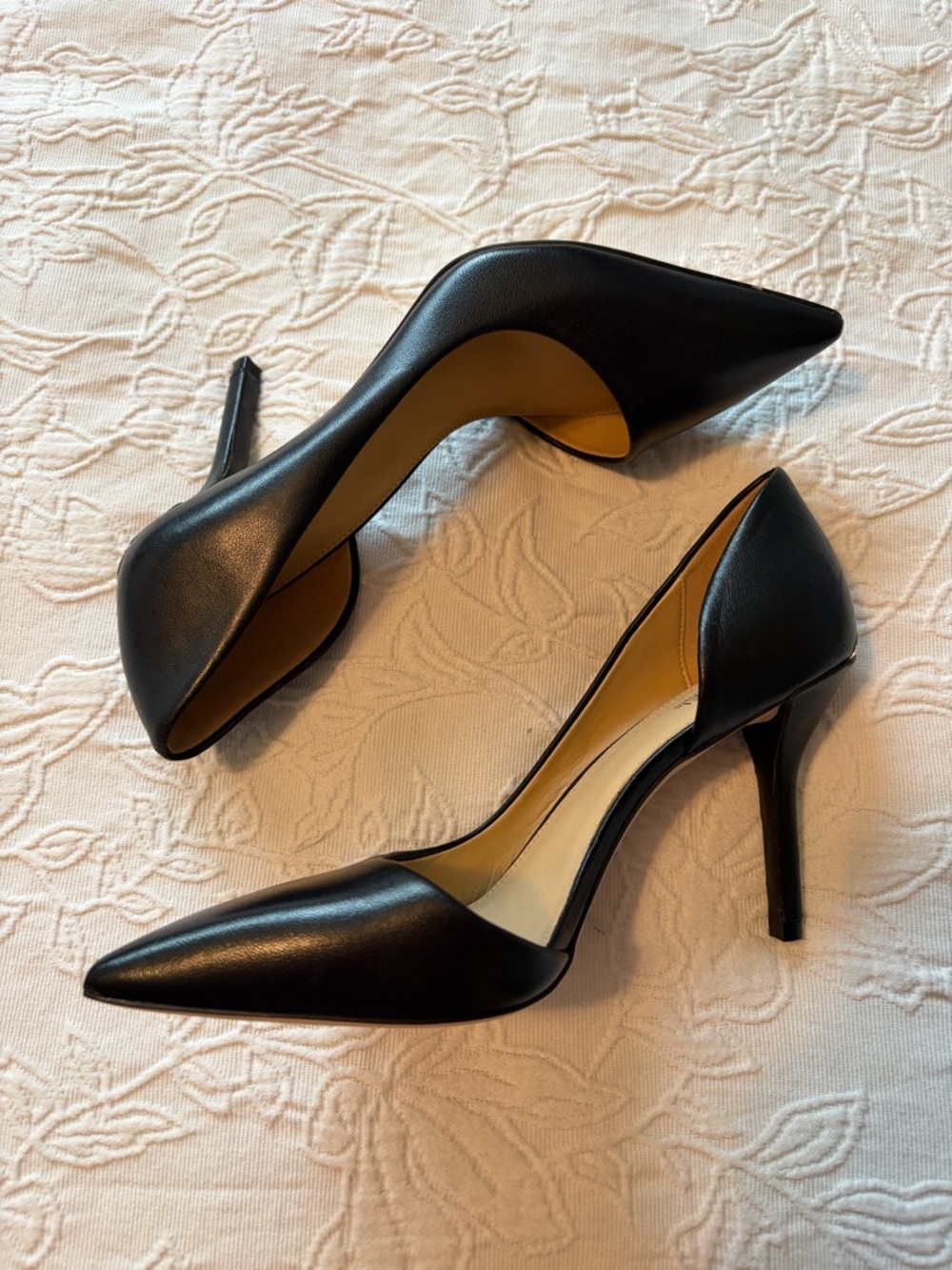 Michael Kors Classic Black Pointed-Toe Women's Pumps new size 8